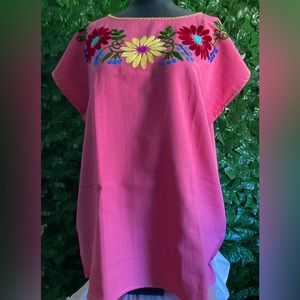 Artesanal Pink Blouse with Flowers